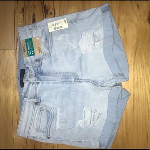 Brand new AERO ripped jean shorts!!!
